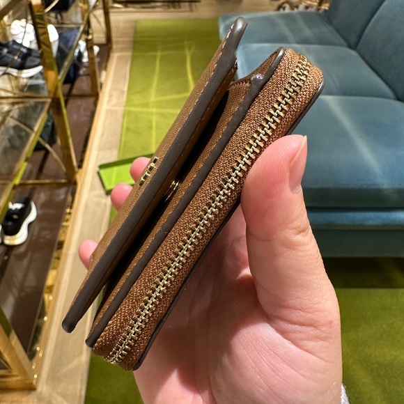 NWT! Tory Burch TB Emerson Mini Wallet 147606 In Moose/Brown With Gold Tone - Picture 3 of 11